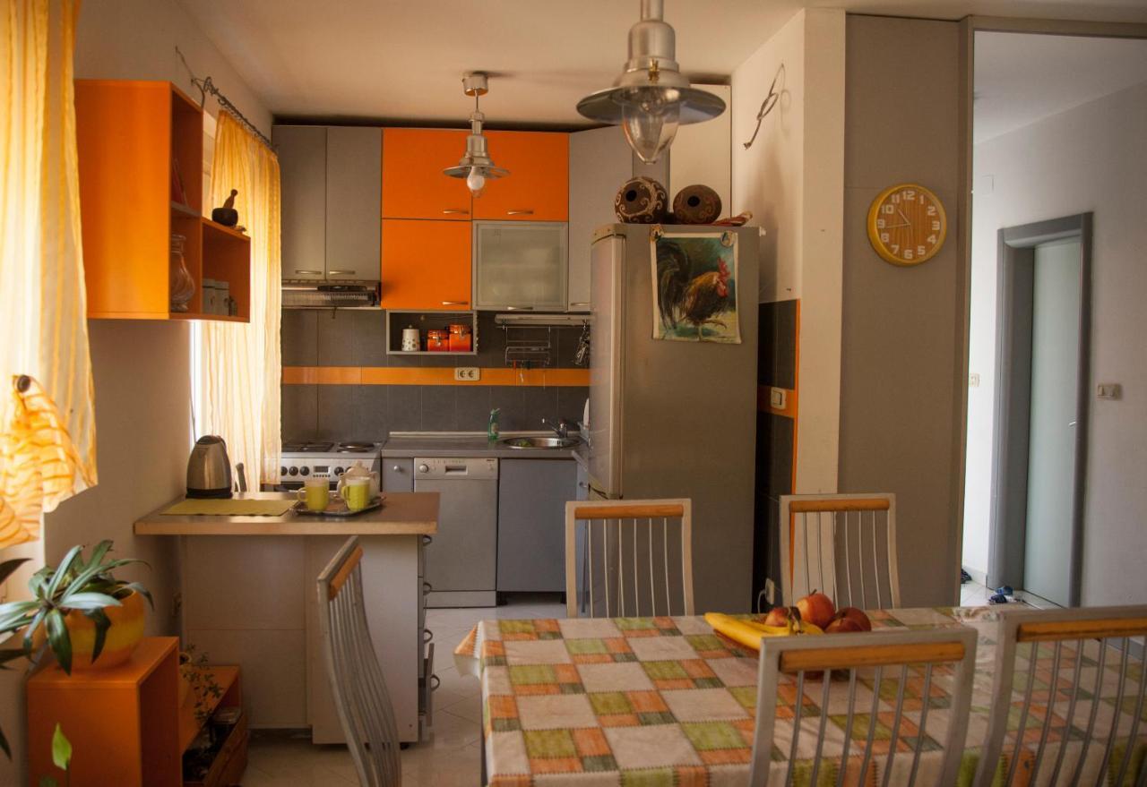 Mirta Apartments Family Farm Budva Exterior photo