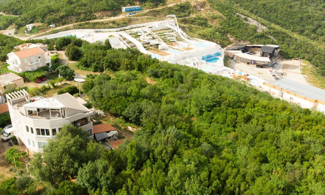 Mirta Apartments Family Farm Budva Exterior photo